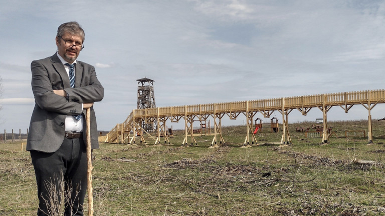 Hadházy Ákos kannabiszt talált a lombkoronasétány mellett