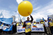 Általános sztrájkba kezdtek a román közoktatási dolgozók