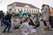 Novák Katalin hivatala előtt készülnek a diákok a csütörtöki státusztörvény elleni tüntetésre
