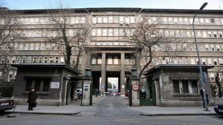 Méltatlan körülmények között tárolt holttesteket találtak egy budapesti kórházban