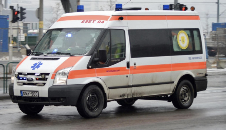 Lebukott a budapesti kamumentő