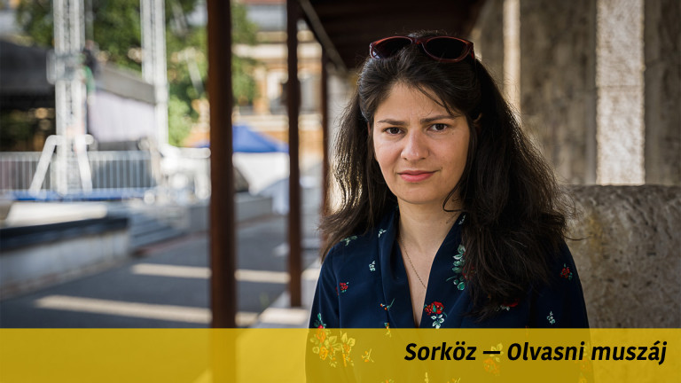 Versek feminizmusról, Odüsszeuszról és imádkozásról, amik rendet raknak az életben