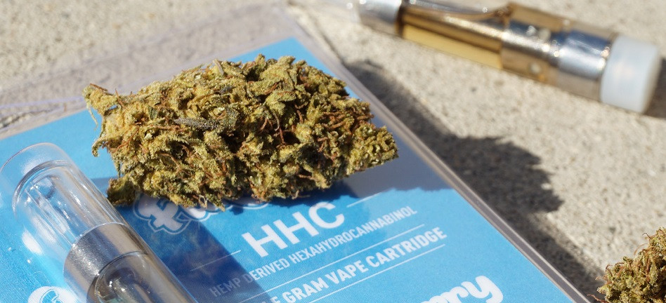 Népszerű pótszerrel bővült a kábítószerlista – de mi az és honnan jön a HHC? 