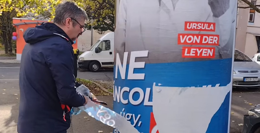 Plakátletépő mozgalmat hirdetett Hadházy Ákos