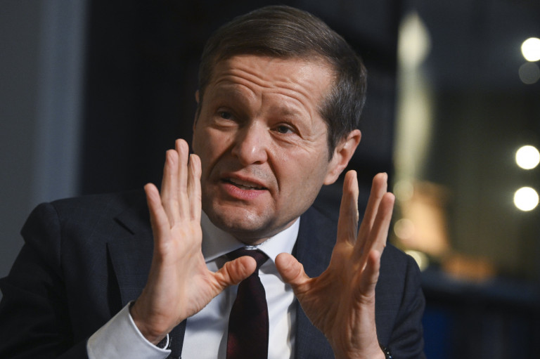 Hankó Balázs főtanácsadója lett a Nobel-díjas Krausz Ferenc