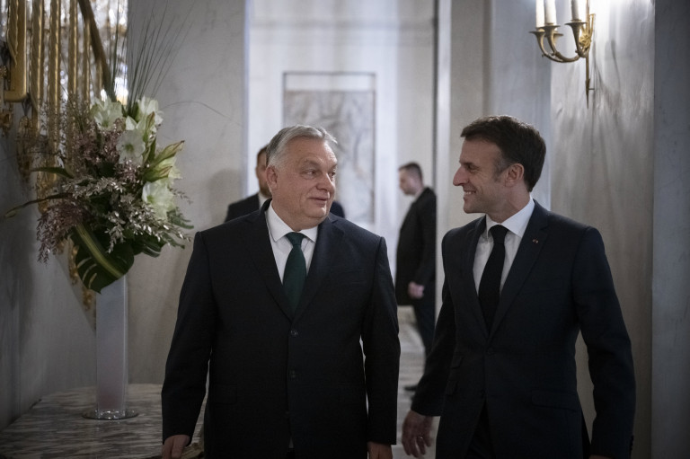 Macron Párizsba hívta Orbán Viktort tárgyalni a háborúról