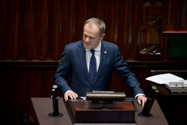 Donald Tusk: Lengyelország importtilalmat vezethet be az orosz agrártermékekre