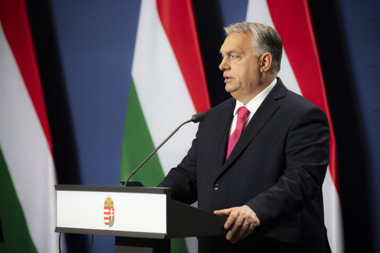 Orbán többször is amellett érvelt, hogy az ukrajnai háború csak egy 