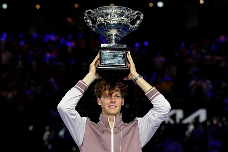 Az olasz Jannik Sinner az Australian Open idei férfi győztese