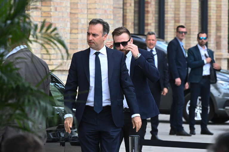 Amerikai nagykövet: Orbán megígérte, hogy megszavazzák Svédország NATO-csatlakozását, erre ma lett volna lehetőség