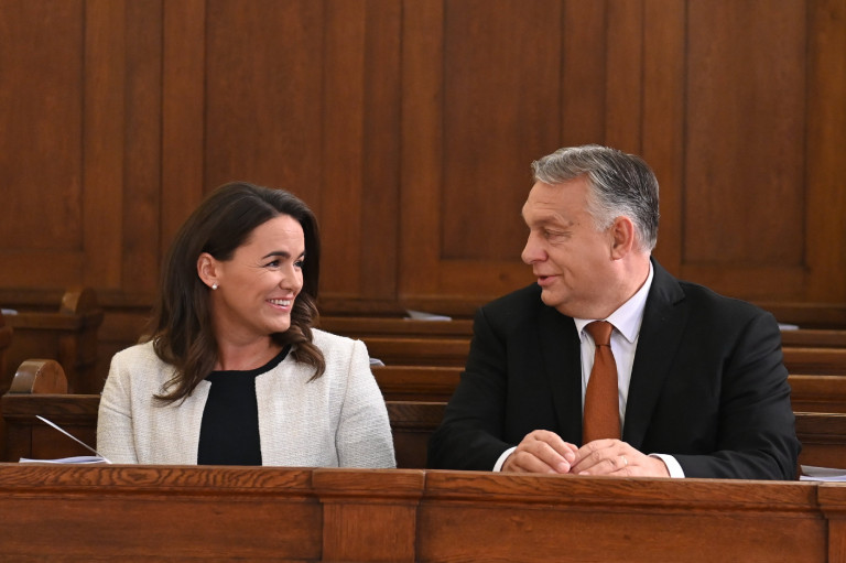 A köztársasági elnök megsemmisítése
