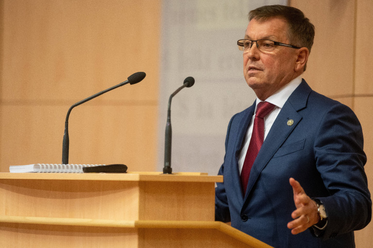 Matolcsy György megint nekiment a kormány gazdaságpolitikájának és Nagy Mártonnak