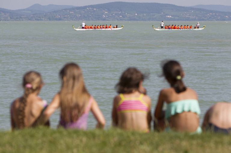 Szembement a NER-rel a fideszes testület: Fonyód nem adja a Balaton-partot az államnak