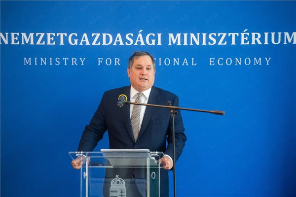 Nagy Márton is dühbe jött a Spar-ügy miatt