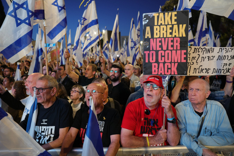 Előre hozott választásokért tüntettek Izraelben