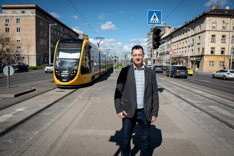 Öngyilkosságra készülő nőt mentett meg egy rendőr