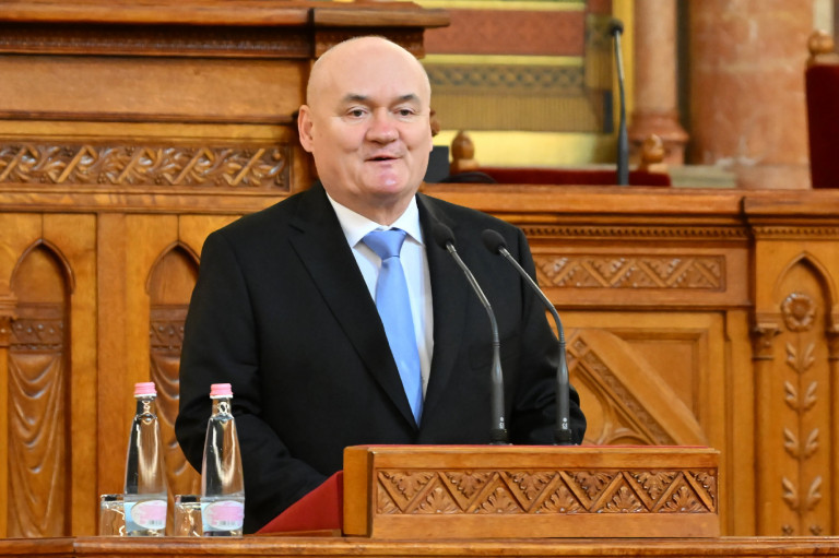 Hende Csaba a családi pótlék emeléséről: Aki nem dolgozik ne is egyék