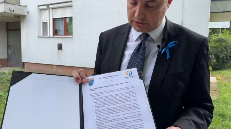 Kezet nyújtott Orbánnak Márki-Zay, a miniszterelnök elviharzott mellette