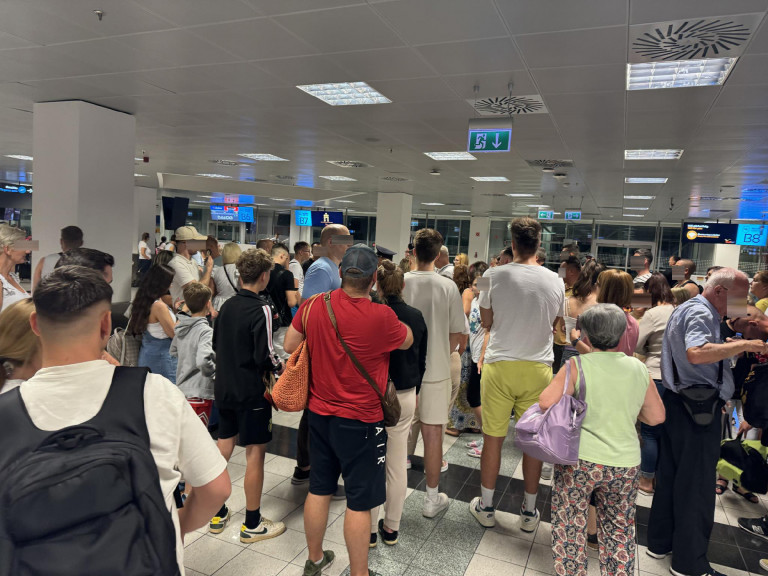 19 órás késéssel indult el egy repülő Budapestről