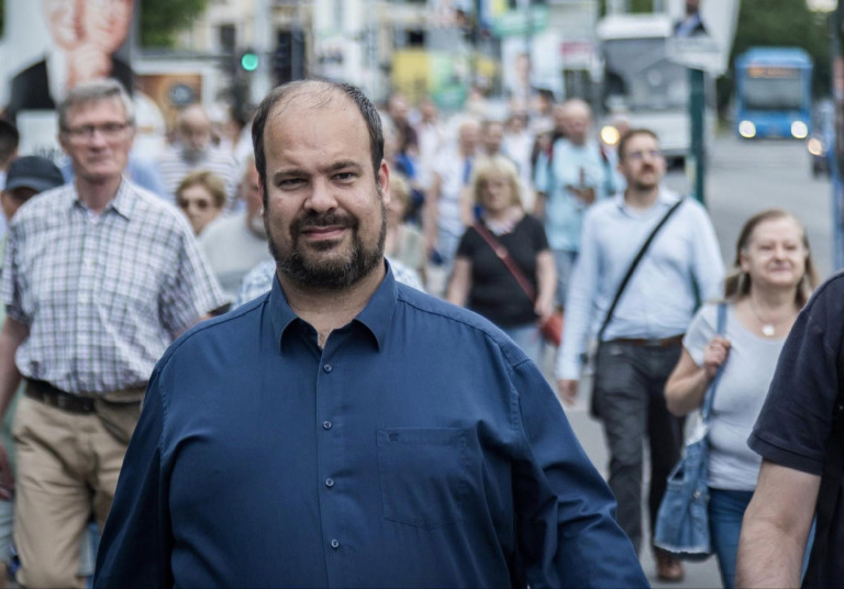 A zuglói polgármester feljelenti Lázár minisztériumát a rákosrendezői szeméthelyzet miatt