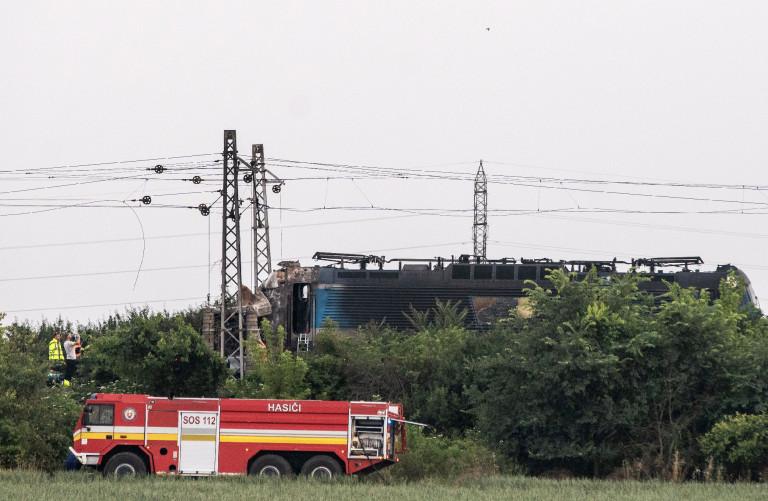 Szlovák baleset: elfelejtették visszakapcsolni a sorompót