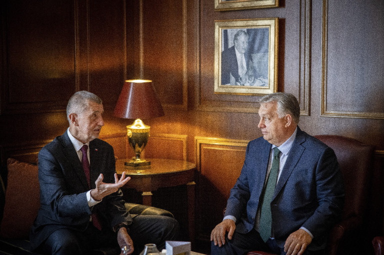 Orbán Viktor dolgozik a közép-európai szélsőjobboldali tömörülés létrehozásán