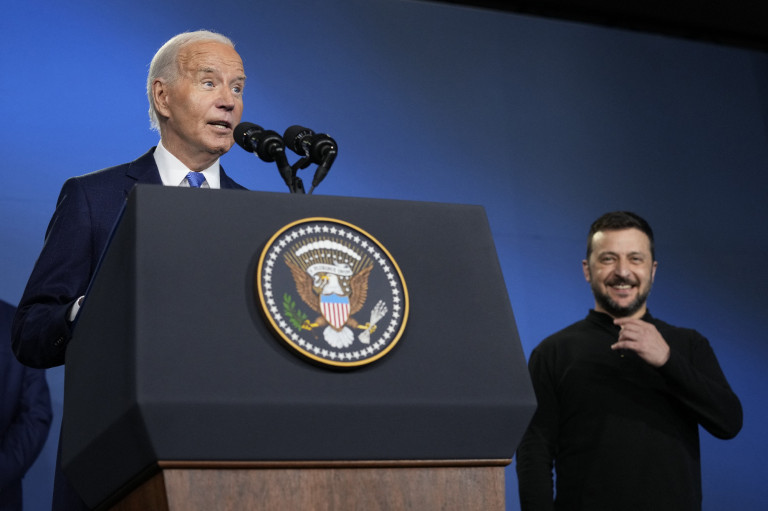 Joe Biden továbbra is kitart az elnökjelöltség és Ukrajna támogatás mellett