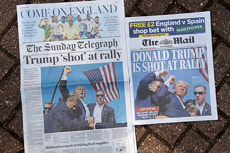 Trump ikonikusnak nevezte a képeket, amelyek a merénylet után készültek róla