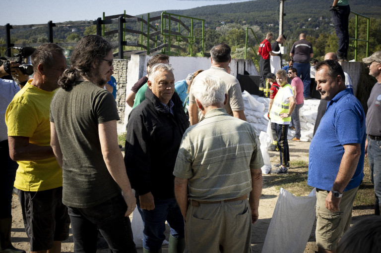 200 ezret kapnak az árvízi védekezés résztvevői