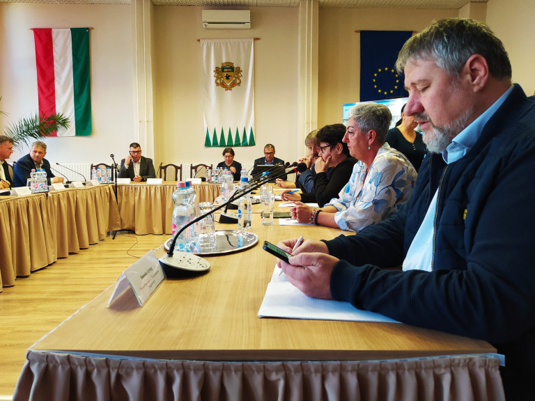 Tiszás elnököt választottak a fideszes polgármesterekkel tűzdelt dél-békési kistérség elnökévé
