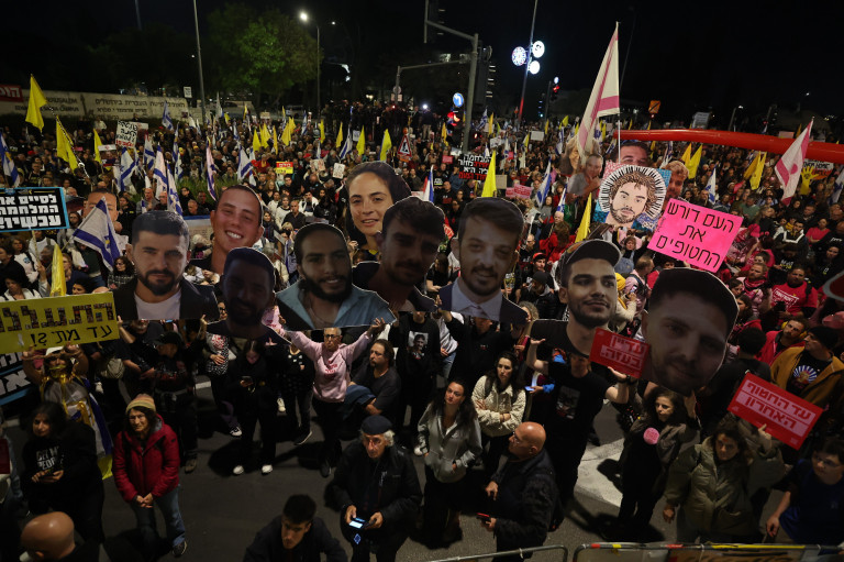 Palesztin gyerekek tüntettek Gázában a Hamász ellen