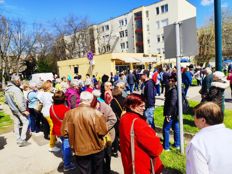 „Ha valaki ma beutalót kap, félő, hogy mire sorra kerülne, már nem létezik az az ellátás Orosházán”