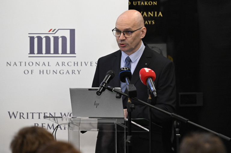 Árulónak bélyegezte a külföldön élő magyarokat a miniszteri biztos