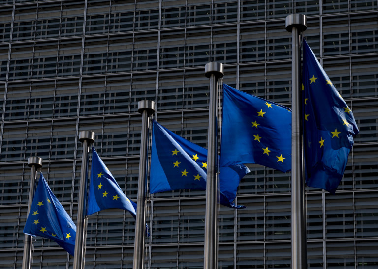 A lakosság nem akar dacolni az uniós szabályozással a Minerva Kutatóintézet felmérése szerint