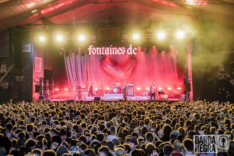 A Fontaines D.C. a körülmények ellenére is nagyobb bulit csinált a Barba Negrában, mint tavaly a Szigeten