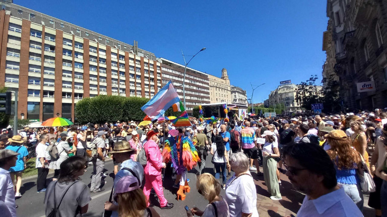 Budapest Pride: kezdés előtt 40 perccel már alig lehetett kijutni a metróból