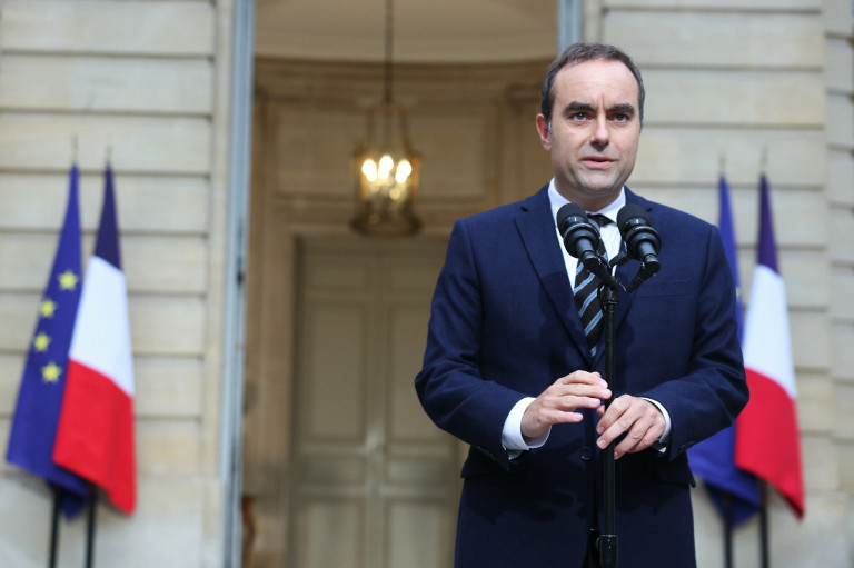 Bernard Guetta: Macron utolsó esélye, hogy stabilizálja a francia politikát