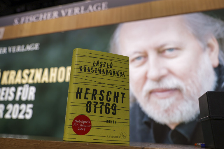 Szerénység, elvtárs!