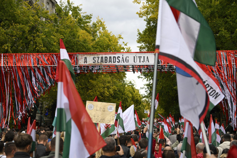 Magyar Péter-Orbán Viktor: 2:0