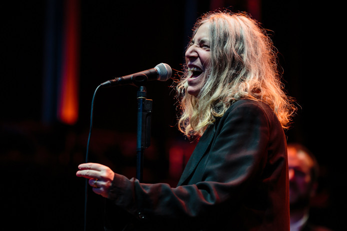 Nem rock and roll könyv, hanem megindító, gyásszal átszőtt emlékezés