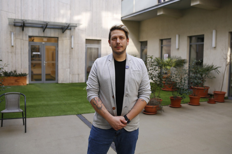 „A magyarok az internetre menekülnek a valóság elől” 