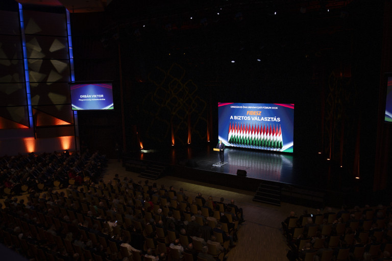 Orbán Viktor előremenekül: mintha már a számára legrosszabbra is lenne terve 