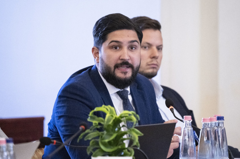 Nem láthatók Radics Béla alapítványának beszámolóiban a több tízmillió forintos támogatások