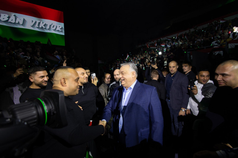 Orbán ugyanazt mondta, amit Lázár mondott