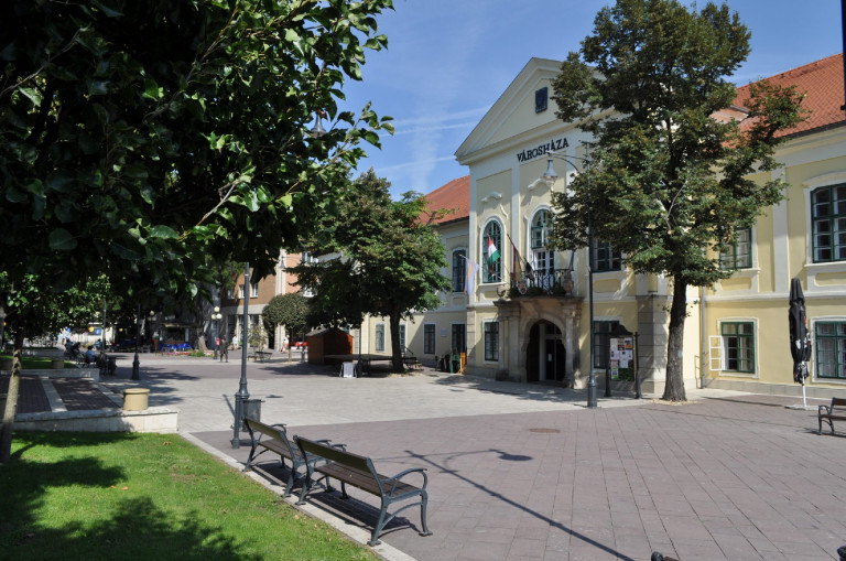 Feljelentést tett a DK-s képviselő: több milliós kár érhette a sátoraljaújhelyi önkormányzatot