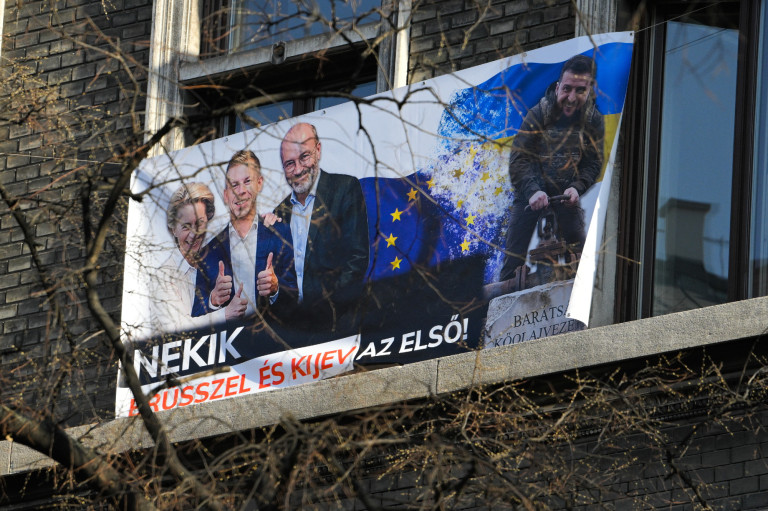 Ukrán zászló, Ukrán Péter vonulása