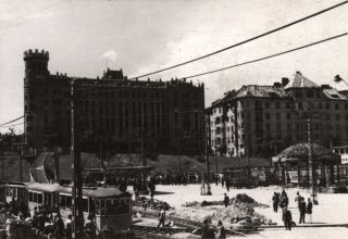 Széll Kálmán tér, 1945