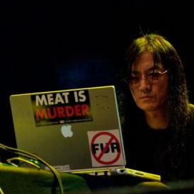 Merzbow–Gustafson–Pándi az A38-on