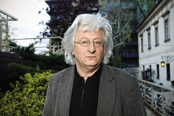 Esterházy Péter: „A politika nyelvi kérdés is”