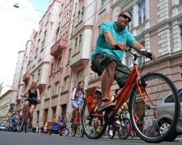 Bike and roll! 